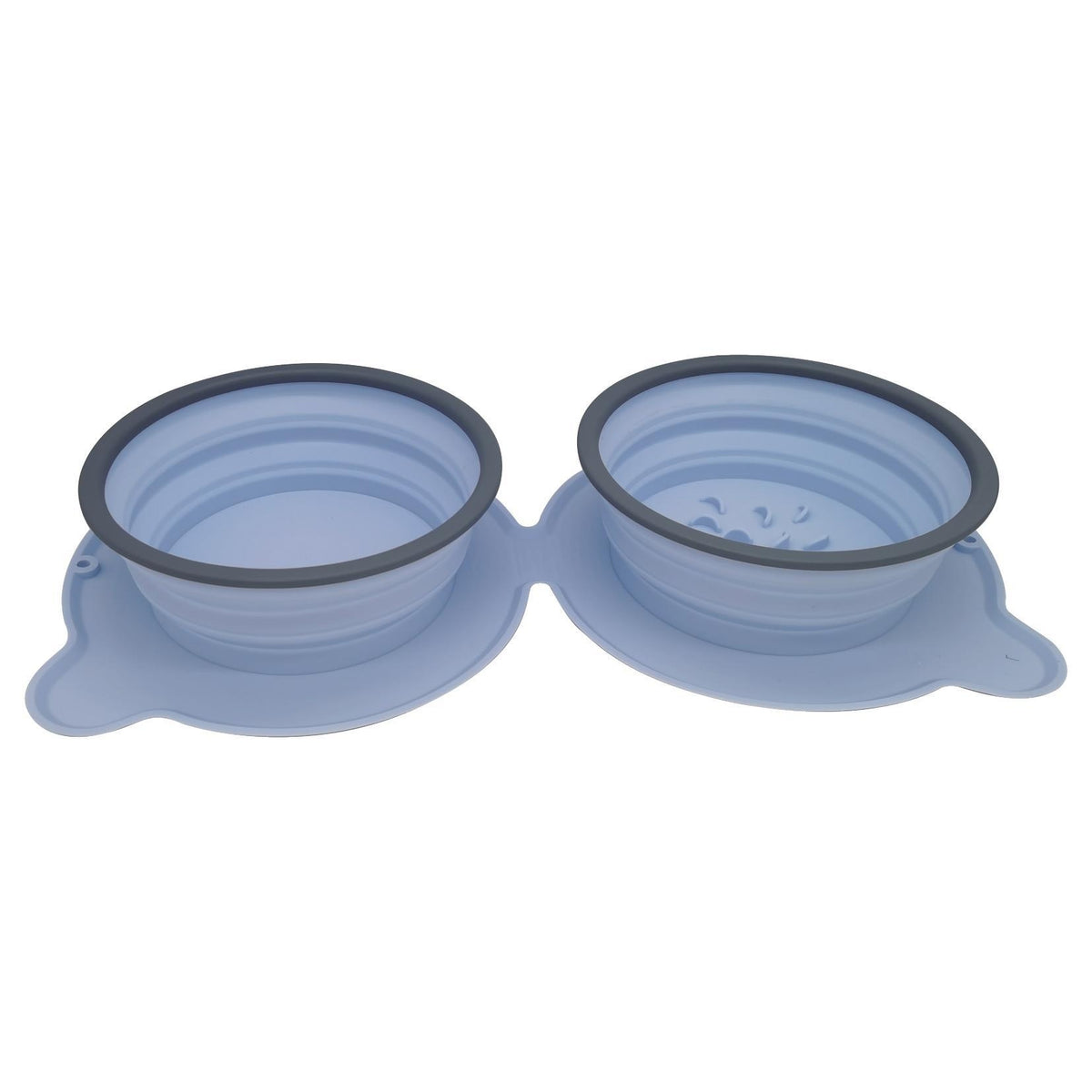 Petananda Portable Silicone Double Dog Food Bowls Foldable Non-Slip Cat Bowl Pet Travel Anti-Choking — in use