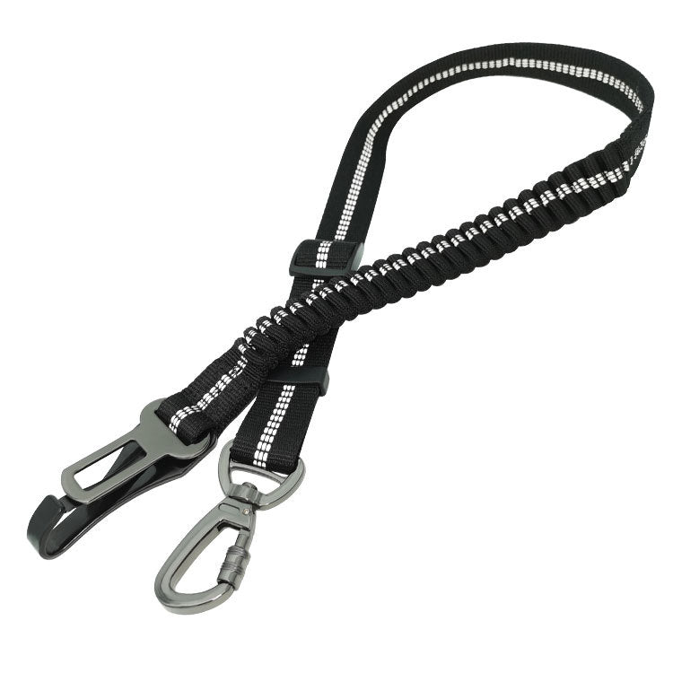 Petananda Pet Supplies Dog Reflective Buffer Retractable Car Seat Belt — in use
